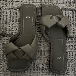 ZARA SANDAL